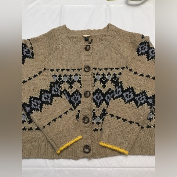Magaschoni Tan and Black Patterned sweater - Picture 12 of 15